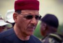 <strong>NIGER: Le Président BAZOUM Mohamed dit niet à la junte qui exige son abdication. EXCLUSIF</strong>
